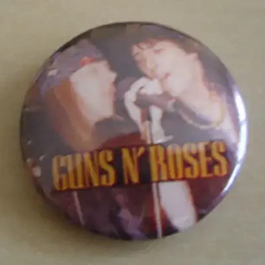 Badge Guns n' Roses - Axl & Izzy
