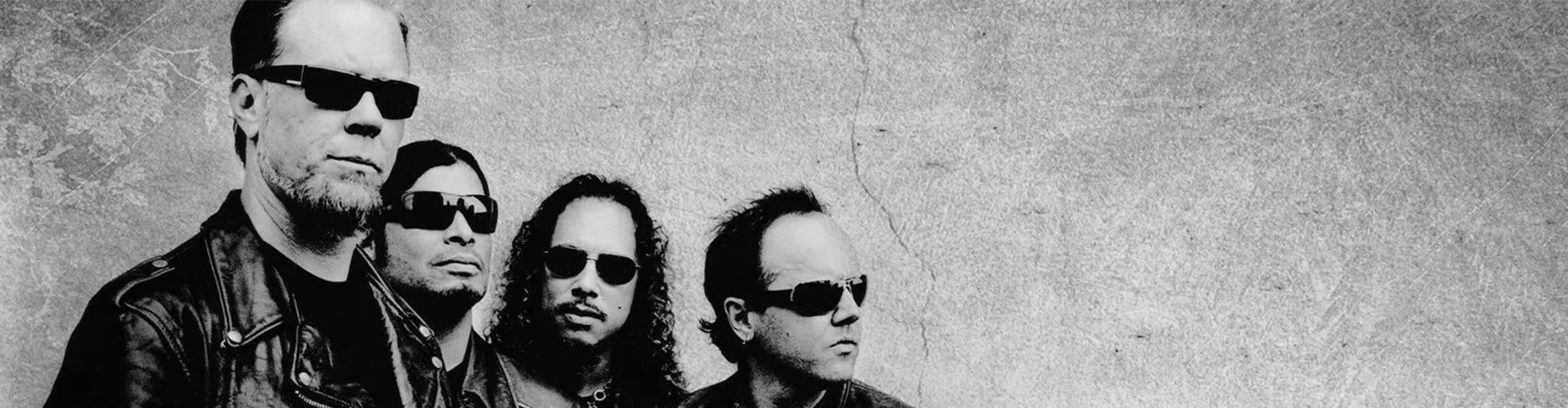 Metallica - Patchs, drapeaux, badges, médiators & t-shirts officiels