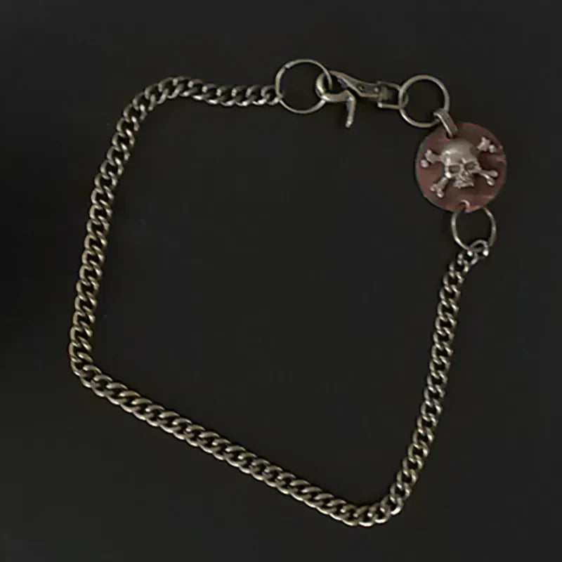 Trousers chain skull (gros plan)