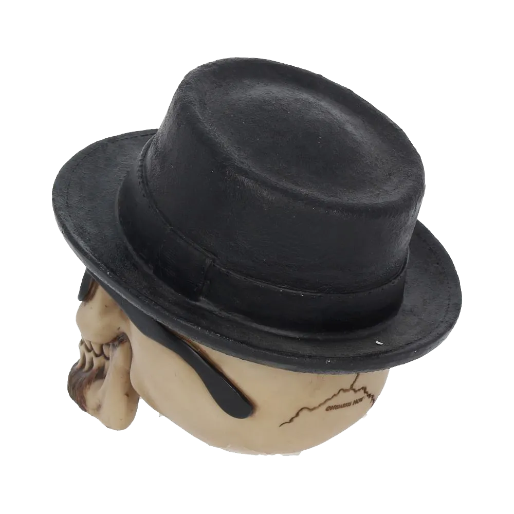 Vue 3/4 arrière du chapeau noir du crâne