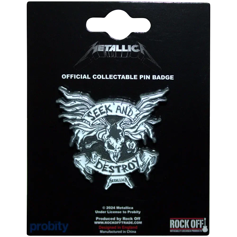 Pin Metallica - Seek and Destroy présenté sur carte Rock Off - badge rouge et noir sous licence 2024