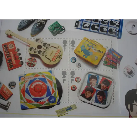 Planche de 4 timbres Beatles (gros plan)