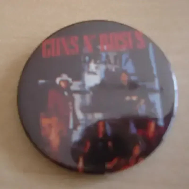 Badge Guns n' Roses