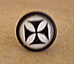Boucle d'oreille Croix de fer