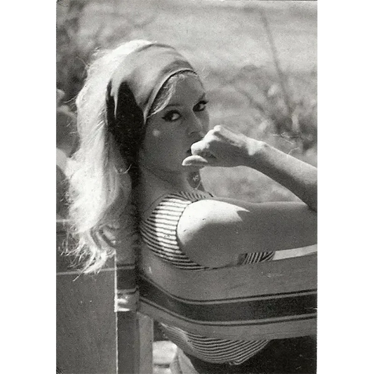 Carte postale Brigitte Bardot - Le Mépris