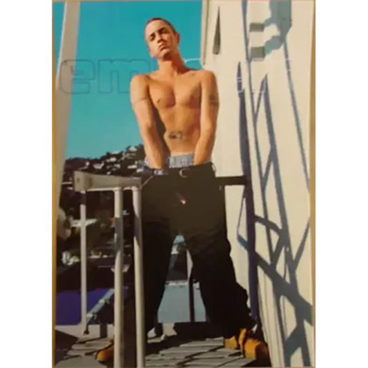 Carte postale Eminem torse nu
