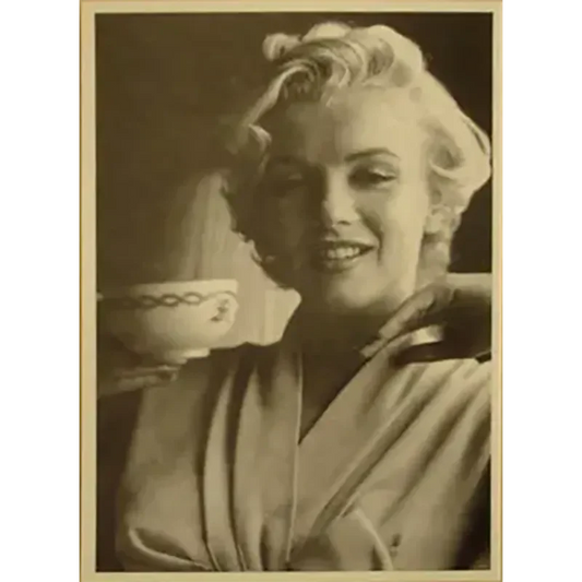Carte postale Marilyn Monroe - Café