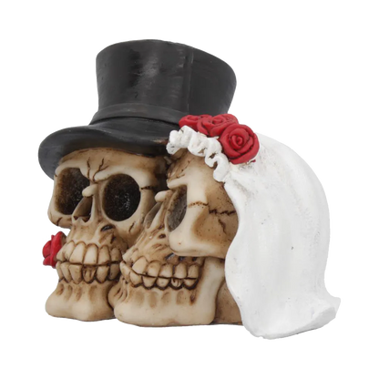 Vue latérale gauche de la figurine Together Forever – détails des crânes et des roses