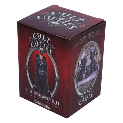 Boîte d’emballage Culticorn Nemesis Now - collection Cult Cuties rouge et noire.