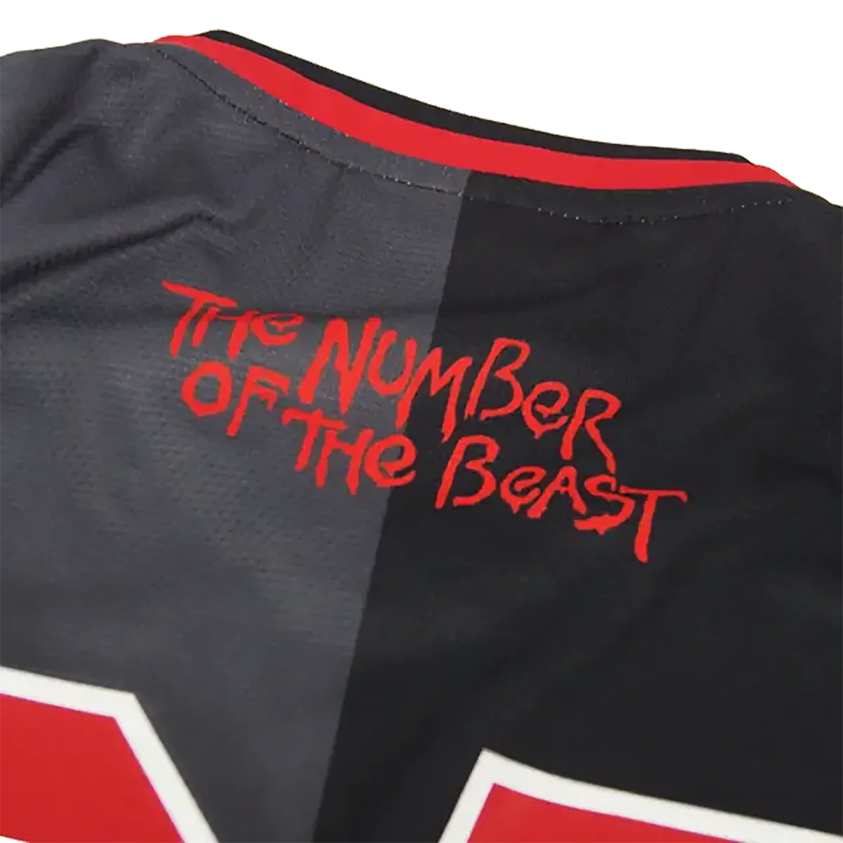 Maillot de football officiel Iron Maiden - Number of the Beast (col dos) | Official Iron Maiden football jersey - Number of the Beast (back collar)