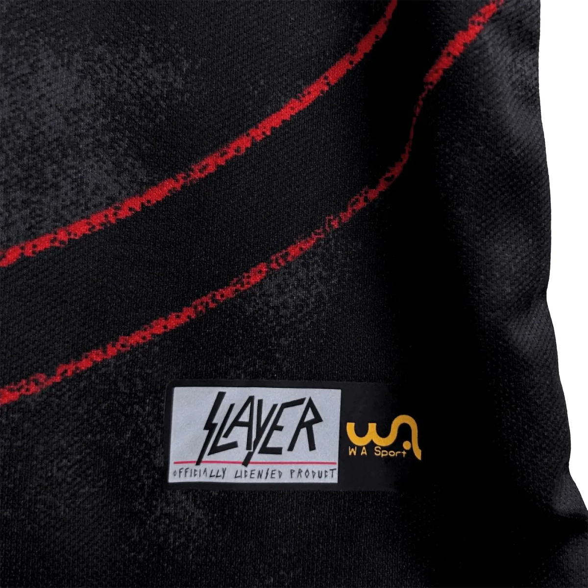 Étiquette Slayer Officially Licensed Product et logo WA Sport sur le maillot Since 1981 | Slayer Officially Licensed Product label and WA Sport logo on the Since 1981 football shirt
