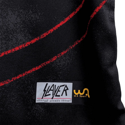 Étiquette Slayer Officially Licensed Product et logo WA Sport sur le maillot Since 1981 | Slayer Officially Licensed Product label and WA Sport logo on the Since 1981 football shirt