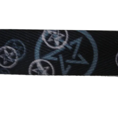 Lacets Pentagram (gros plan)