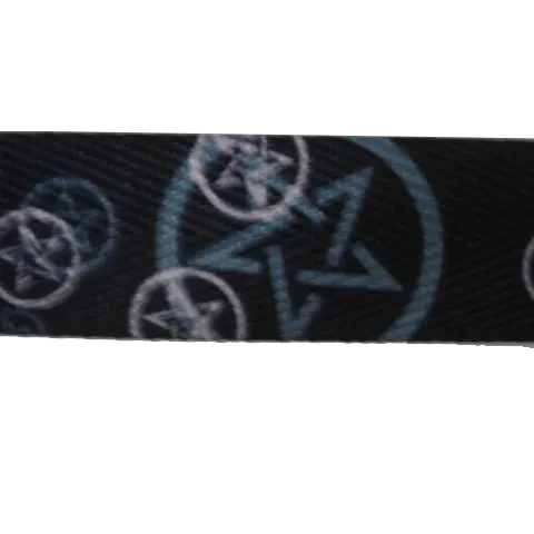 Lacets Pentagram (gros plan)
