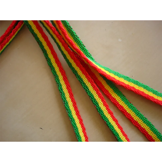 Gros plan Lacets Rasta | Rasta Shoelaces Close-up view
