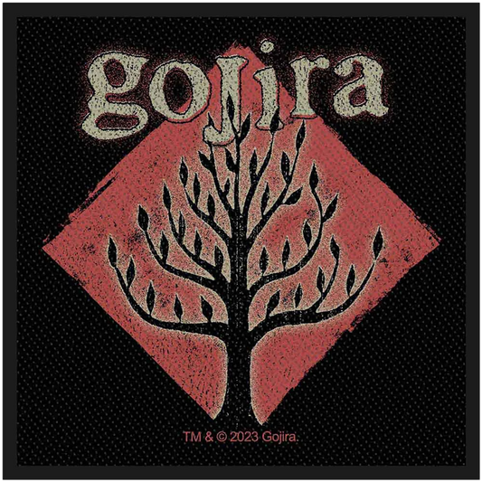 Patch à coudre Gojira Tree of Life officiel brodé 10 × 10 cm représentant un arbre stylisé sur fond rouge | Official Gojira Tree of Life embroidered sew-on patch 10 × 10 cm featuring a stylised tree on a red background