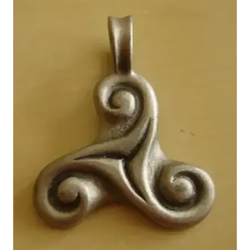 Pendentif [surfeur]