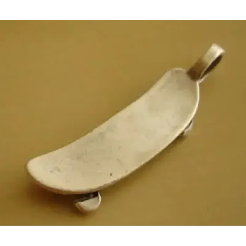 Pendentif [surfeur]