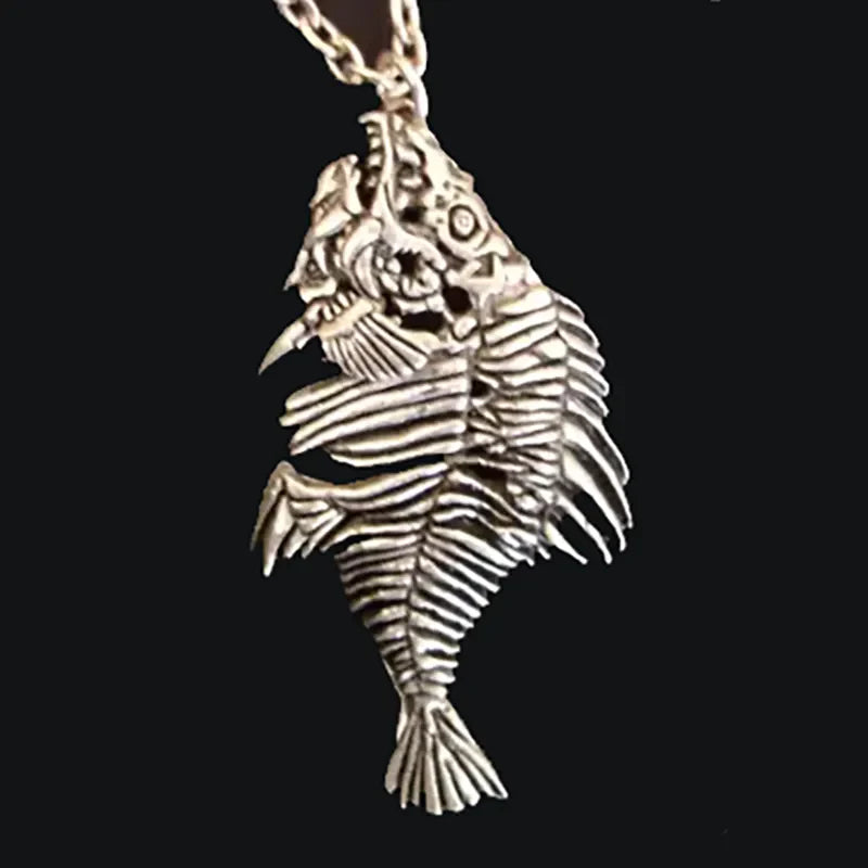 Pendant [Alchemy/Poker] Fishbone