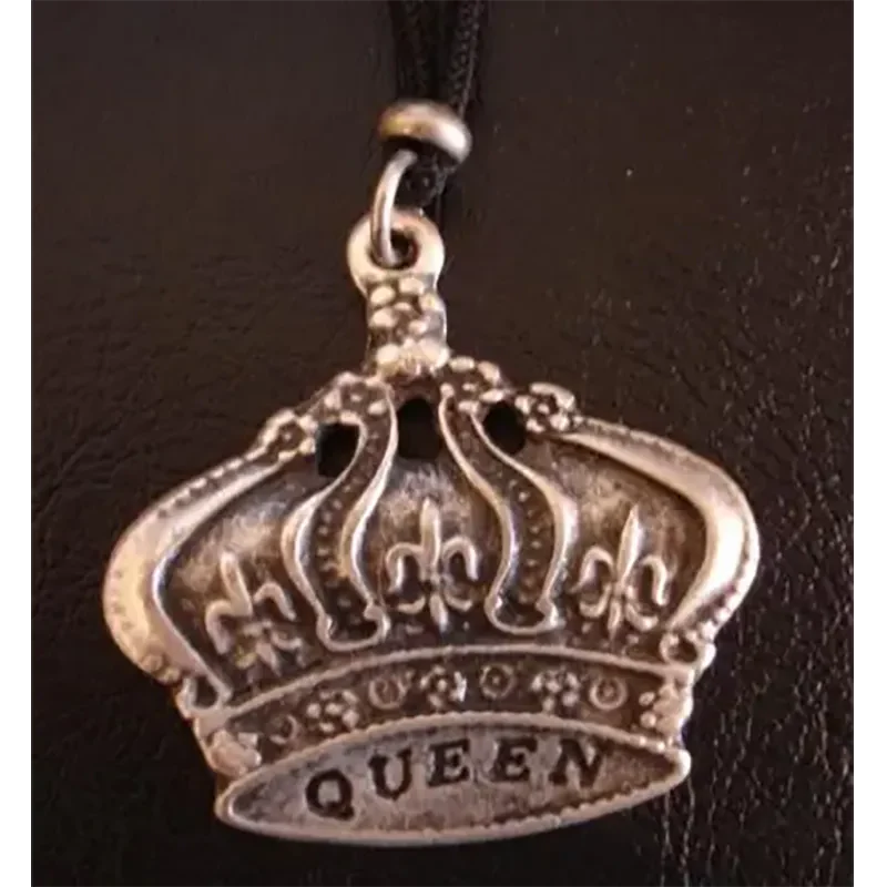 Pendentif Queen