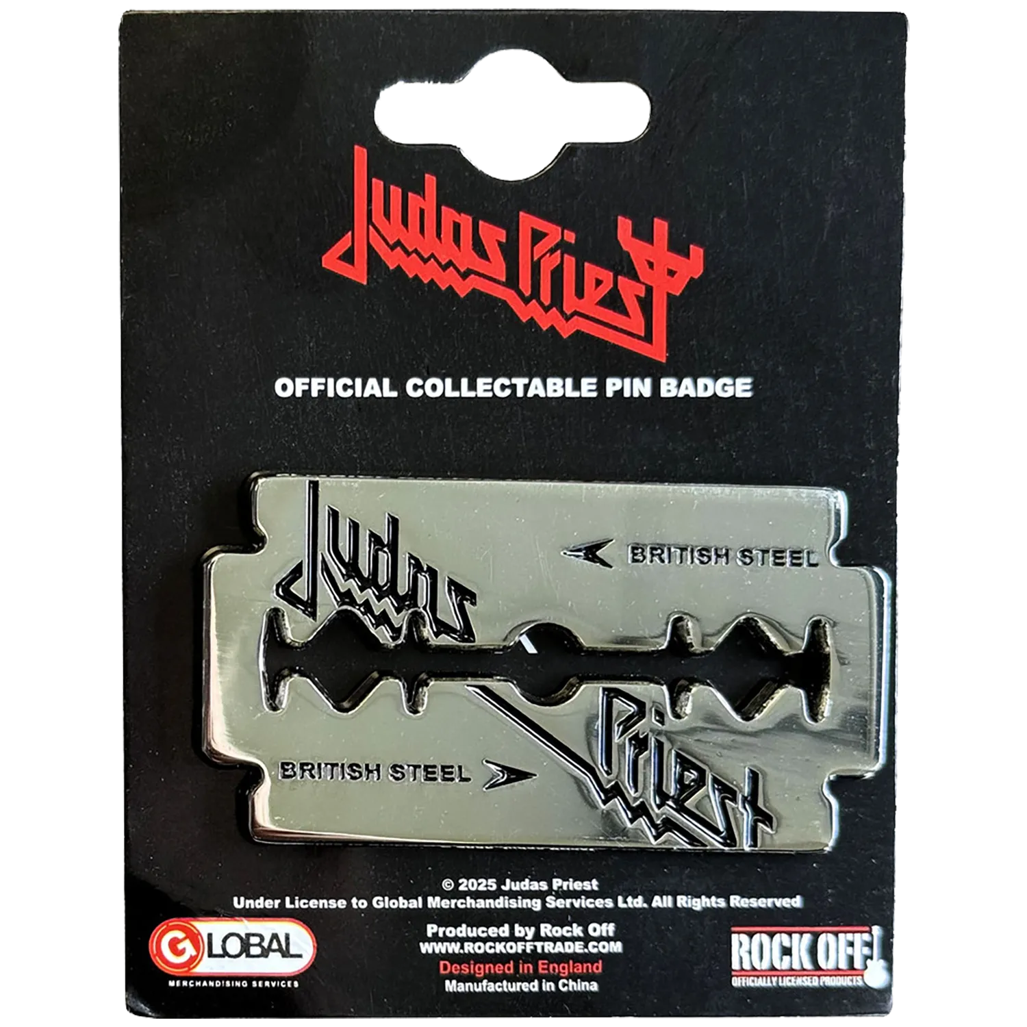 Pin's officiel Judas Priest British Steel présenté sur carte Rock Off - badge argenté et noir sous licence 2025 | Official Judas Priest British Steel pin shown on Rock Off card - silver and black badge, licensed 202
