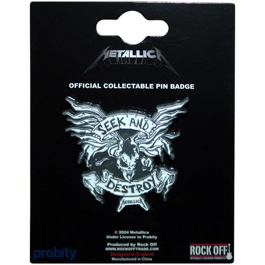Pin's Metallica - Seek and Destroy présenté sur carte Rock Off - badge rouge et noir sous licence 2024