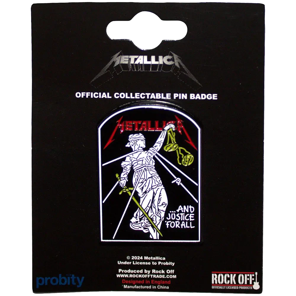 Pin's Metallica - ...And Justice for All présenté sur carte Rock Off - badge rouge et noir sous licence 2024