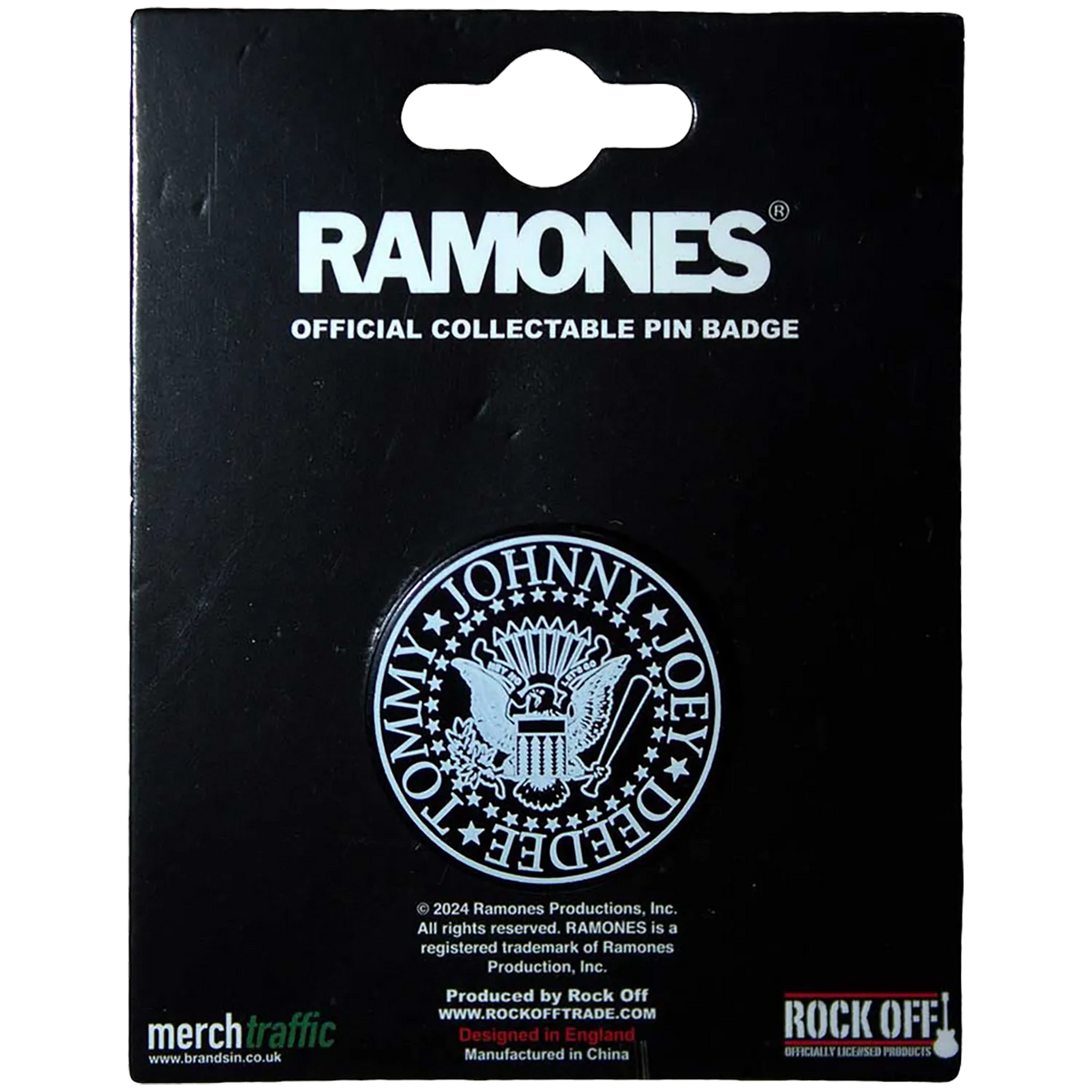 Pin's officiel Ramones présenté sur carte Rock Off sous licence Ramones Productions Ltd 2024 | Official Ramones badge pin shown on Rock Off card, licensed Ramones Productions Ltd 2024