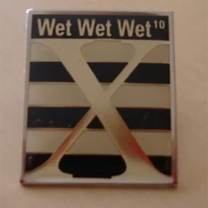 Pin's Wet Wet Wet - vue 2